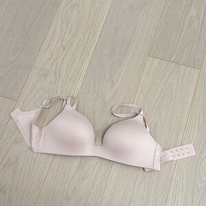 Uniqlo Women's Light Pink Bra 32A